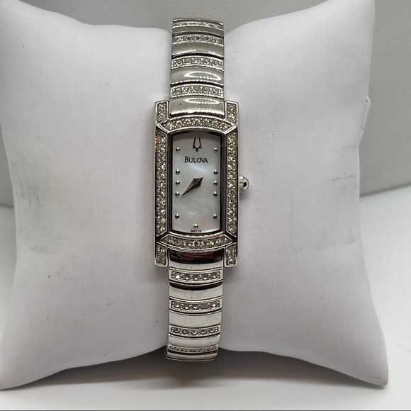 BULOVA💓 Women’s Watch mother of Pearl - Picture 5 of 5